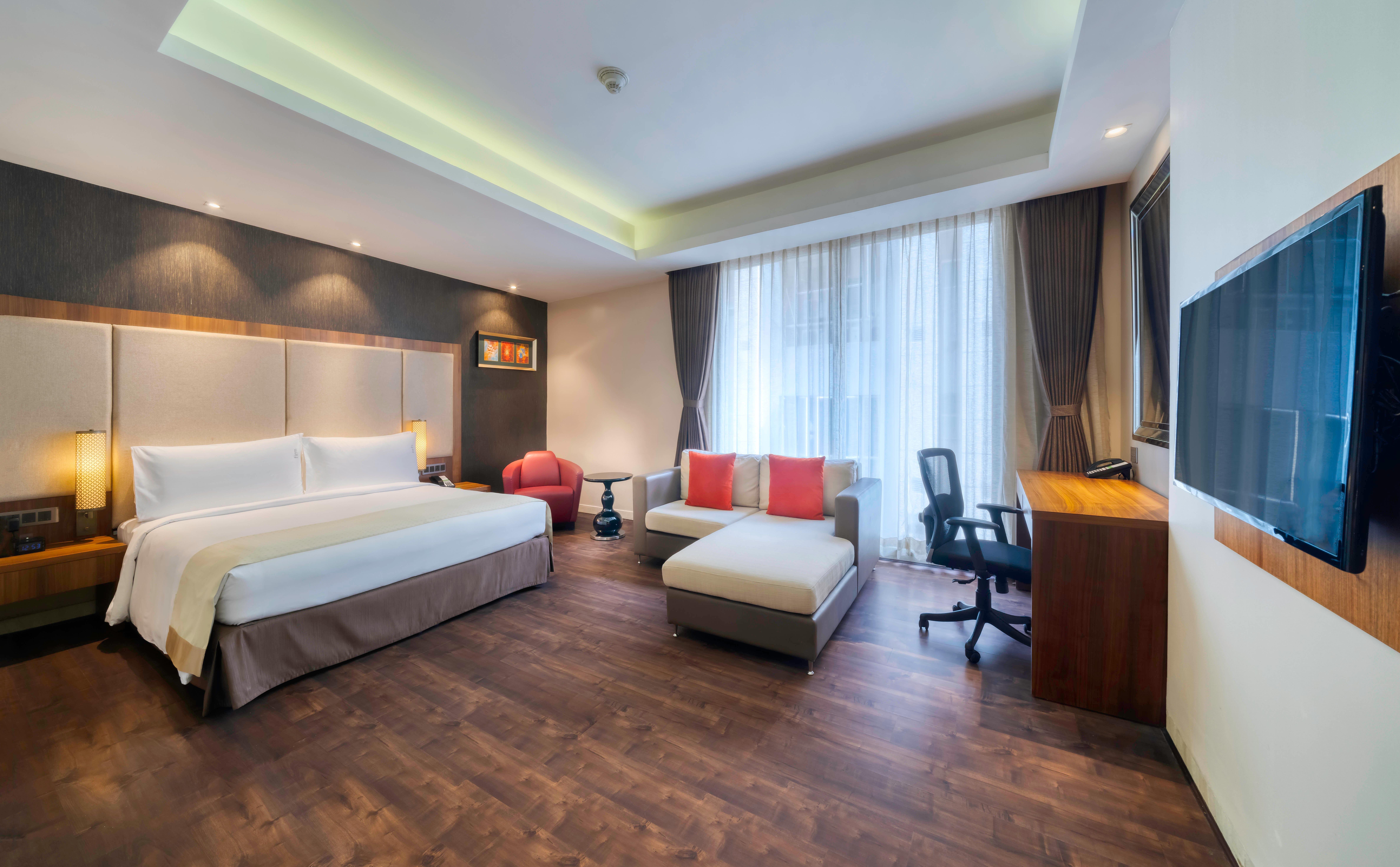 Holiday Inn Kolkata Airport By Ihg Eksteriør bilde Deluxe Room
