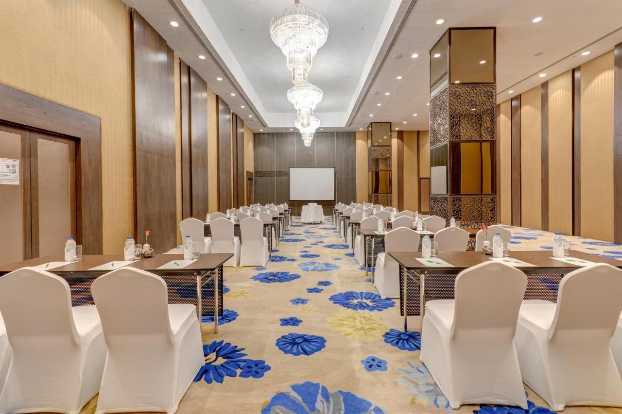 Holiday Inn Kolkata Airport By Ihg Eksteriør bilde Meeting room